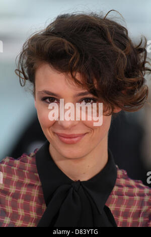 JASMINE TRINCA MIELE. PHOTOCALL. FESTIVAL DI CANNES 2013 CANNES Francia 18 Maggio 2013 Foto Stock