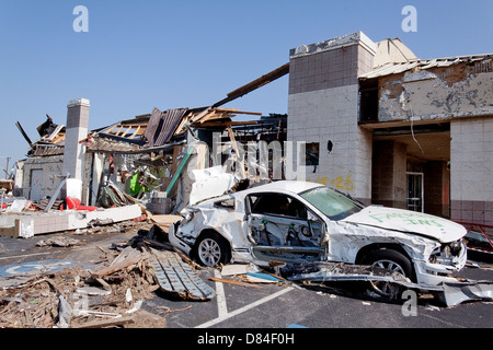 Vista delle case distrutte quando un tornado toccato di Giugno 4, 2011 in Joplin, MO. La città fu distrutta da un EF-5 tornado su 22 maggio 2011 uccidendo 189 persone. Foto Stock