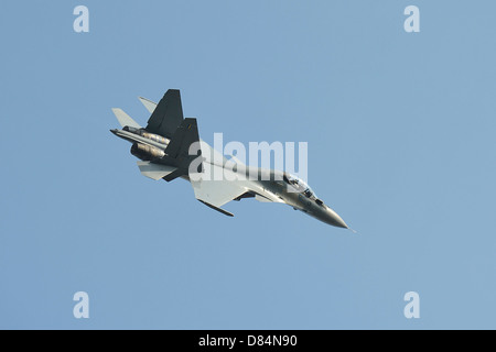 Marzo 26, 2013 - Un Sukhoi Su-30MKM della Royal Malaysian Air Force in volo sull'Aeroporto di Langkawi, Malesia. Foto Stock