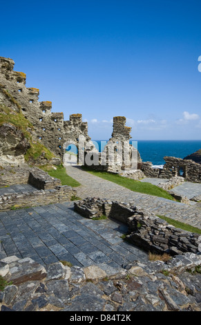 Tintagel Castle, spesso legata alla leggenda di Re Artù, nel North Cornwall, England, Regno Unito Foto Stock