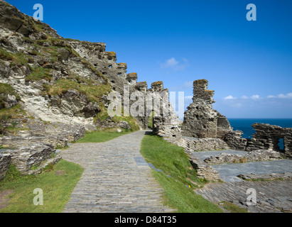 Tintagel Castle, spesso legata alla leggenda di Re Artù, nel North Cornwall, England, Regno Unito Foto Stock