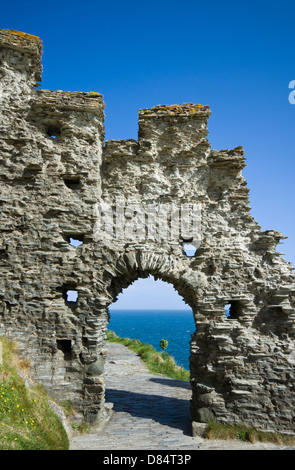 Tintagel Castle, spesso legata alla leggenda di Re Artù, nel North Cornwall, England, Regno Unito Foto Stock