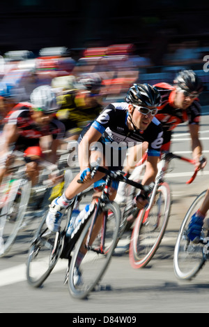 Ciclisti Motion Blur gara di bicicletta Foto Stock