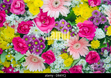 Misto di carni colorate bouquet di fiori nel mercato Foto Stock