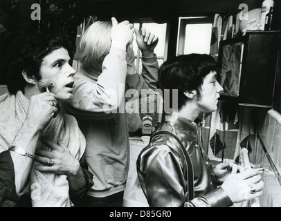 L'Australiano EASYBEATS gruppo pop nel novembre 1966. Da l: Gordon flotta, Harry Vanda, George giovani. Foto Tony Gale Foto Stock