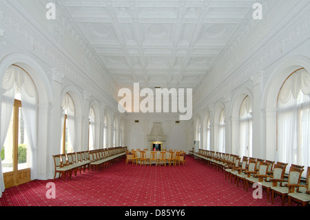 La grande sala conferenze, Grand Livadia Palace, maggiore Yalta, Crimea, Ucraina, Europa orientale Foto Stock