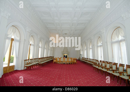 La grande sala conferenze, Grand Livadia Palace, maggiore Yalta, Crimea, Ucraina, Europa orientale Foto Stock