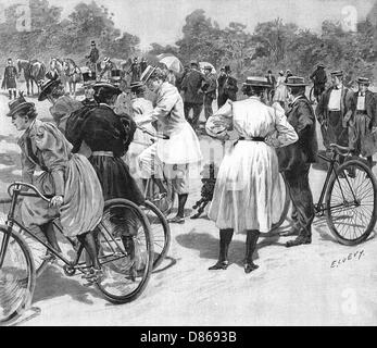 In bicicletta nel Bois de Boulogne 1894 Foto Stock