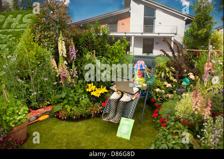 Londra, Regno Unito. Il 20 maggio 2013. Miracolo Gro'wers 2013 stand a tema della RHS Chelsea Flower Show. Credito: Malcolm Park/Alamy Live News Foto Stock