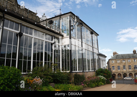 Il Glasshouse al Pavilion Gardens a Buxton, Derbyshire Inghilterra Foto Stock
