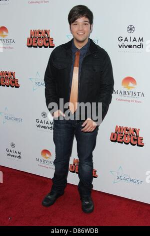 Los Angeles, California, USA. Il 20 maggio 2013. Nathan Kress assiste Nickelodeon's ''Nicky Deuce " Los Angeles Premiere 20 maggio 2013 presso la Arclight Hollywood,CA.USA.(Immagine di credito: credito: TLeopold/Globe foto/ZUMAPRESS.com/Alamy Live News) Foto Stock