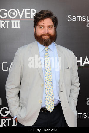 Los Angeles, California, USA. Il 20 maggio 2013. Zach Galifianakis frequentando il Los Angeles Premiere di ''la sbornia della parte III"" tenutasi presso il Village Theatre di Westwood, California nel maggio 20,2013. 2013(Immagine di credito: credito: D. lunga/Globe foto/ZUMAPRESS.com/Alamy Live News) Foto Stock