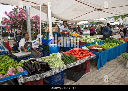 Vegetale in un bagno turco mercato fresco - Yalikavak vicino bodrum, Turchia Foto Stock