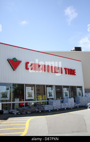 Un Canadian Tire store situati in Halifax, Nova Scotia. Foto Stock