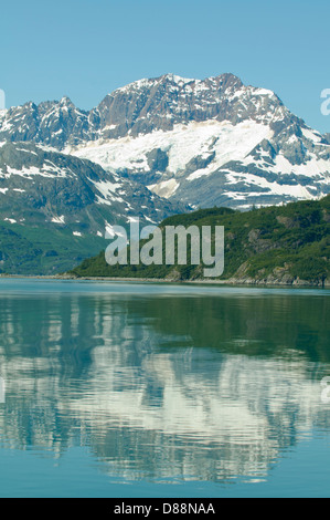 Riflessioni di Glacier Bay, Alaska, STATI UNITI D'AMERICA Foto Stock