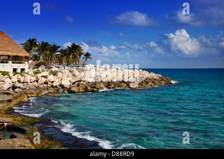 La costa del mare nel Parco di Xcaret vicino a Cozumel, Messico Foto Stock