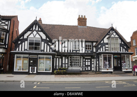 Newport Shropshire Inghilterra gran legno incorniciata di grado 11 elencati Guildhall utilizzati dal consiglio comunale Foto Stock