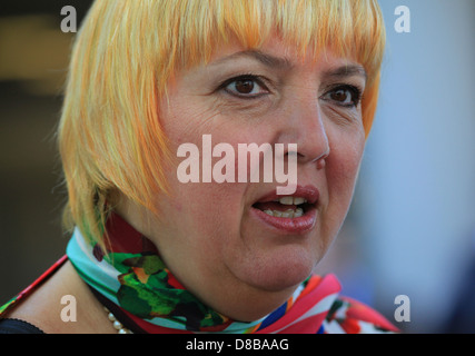 Ritratto di Claudia Roth, un Partito Verde tedesco politico (alleanza '90/Verdi) e uno degli attuali Vice Presidenti del Bundestag tedesco. Foto Stock