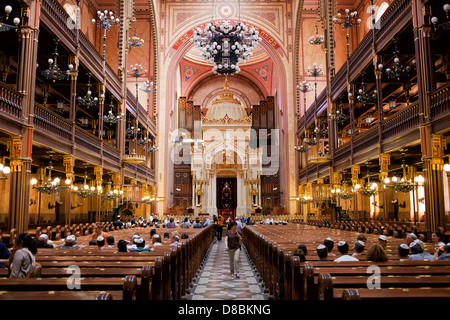 Alla Sinagoga di via Dohany (la grande sinagoga) interni a Budapest, Ungheria. Foto Stock