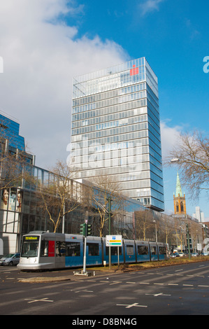 Berliner Allee street Stadtmitte Central Dusseldorf City Nord Reno Westfalia regione western Germania Europa Foto Stock