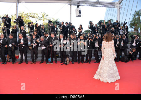 Elsa Zylberstein frequentando il 'Nebraska' premiere e apertura al 66° Festival di Cannes. Maggio 23, 2013 Foto Stock