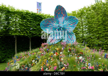 Flower scultura di Marc Quinn per celebrare il centenario della RHS Chelsea Flower Show 1913 -2013 a Londra, Regno Unito Foto Stock