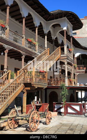 La Hanul lui Manuc è ancora ben conservata la Taverna medievale. L'hotel e ristorante è il solo nella città sopravvivendo ex c Foto Stock