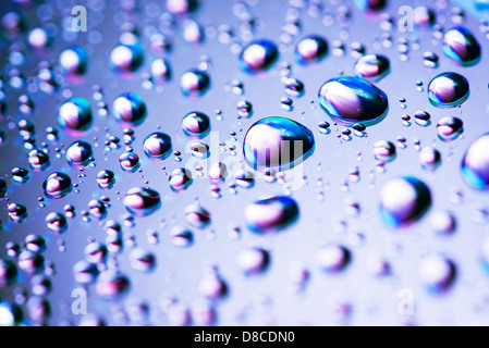 Dettaglio delle gocce di acqua su CD Foto Stock
