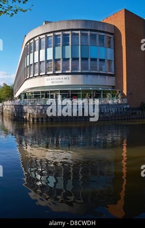 Il negozio Debenhams, Guildford, Surrey, Inghilterra. Foto Stock