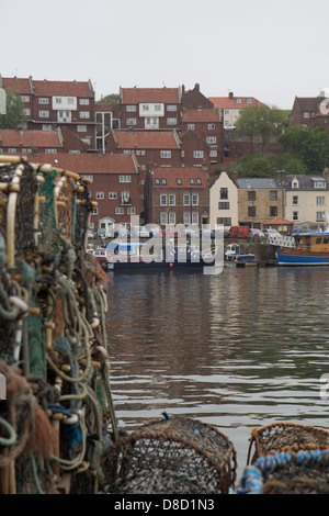 Granchio Lobster gabbie pentole trappole sulla costa britannica in Kent Inghilterra Foto Stock
