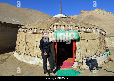 In yurta village Alichur sull'altopiano del Pamir Foto Stock