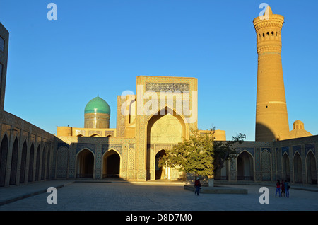 Minareto Kalon a Bukhara Foto Stock