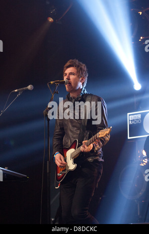 Kodaline, basata a Dublino irish rock alternativo quartet giocando inmwt arena in Derry a radio1's one big weekend. Essi erano originariamente noto come 21 richieste. Foto Stock