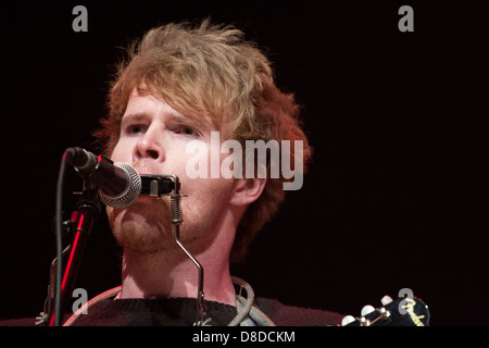 Kodaline, basata a Dublino irish rock alternativo quartet giocando inmwt arena in Derry a radio1's one big weekend. Essi erano originariamente noto come 21 richieste. Foto Stock