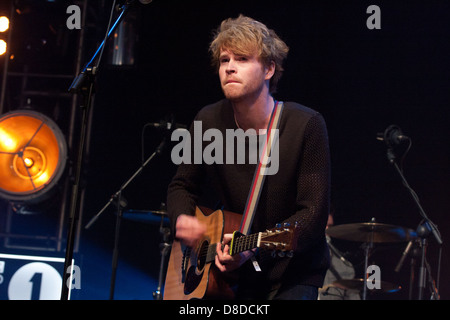 Kodaline, basata a Dublino irish rock alternativo quartet giocando inmwt arena in Derry a radio1's one big weekend. Essi erano originariamente noto come 21 richieste. Foto Stock