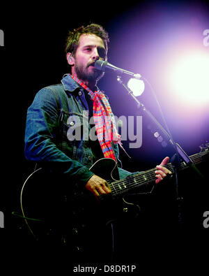 Toronto, Canada. 25 Maggio, 2013. Sam Roberts esegue al 1° CBC annuale Festival di Musica a Echo Beach a Toronto. (JKP/N8N) Foto Stock