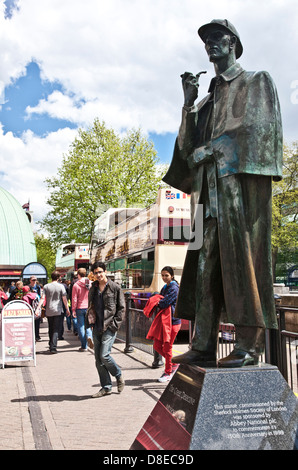 Sherlock Holmes statua, Baker Street, Londra, Regno Unito Foto Stock