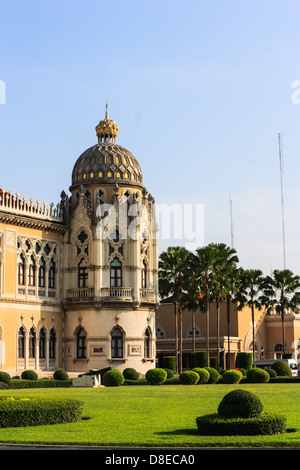 Thailandia la casa del parlamento, Bangkok, Thailandia con cielo blu sullo sfondo Foto Stock