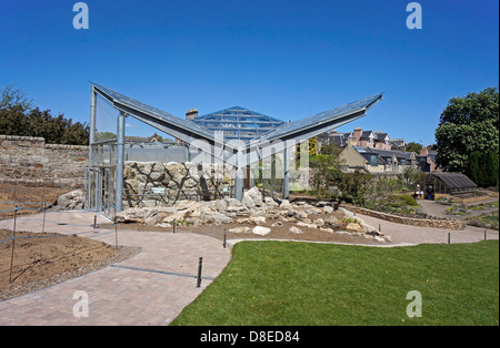 Nuova Casa Alpina accanto al cortile in Royal Botanic Garden Edinburgh Scozia Scotland Foto Stock