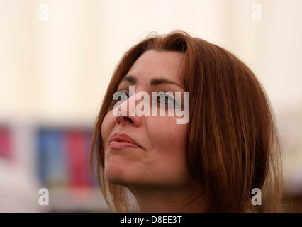 Hay on Wye, Regno Unito. Domenica 26 maggio 2013 nell'immagine: Elif Shafak. Re: Il Telegraph Hay Festival, Hay on Wye, POWYS, GALLES. Credito: D Legakis/Alamy Live News Foto Stock