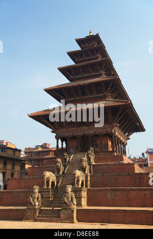 Tempio Nyatapola, Taumadhi Tole, Bhaktapur (Patrimonio Mondiale dell'UNESCO), la valle di Kathmandu, Nepal Foto Stock