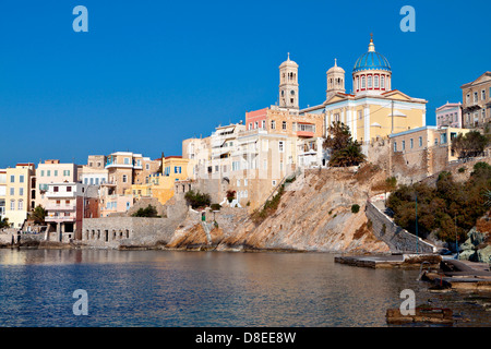 Ermoupolis città a Syros Island in Grecia. Area di Vaporia Foto Stock