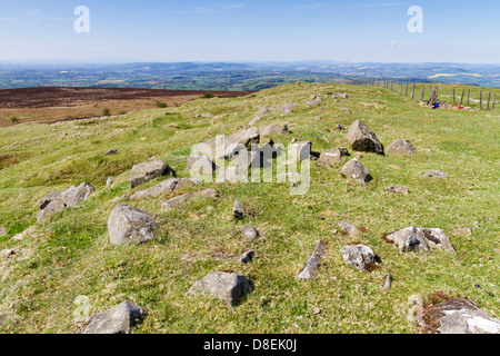 Il vecchio rimane di Clee Burf insediamento sulla parte superiore della Clee Burf Shropshire Foto Stock