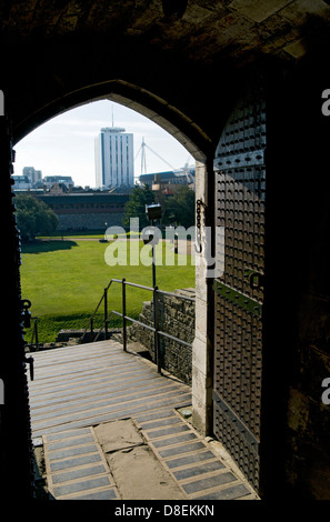 Porta di Norman tenere del Castello di Cardiff, Cardiff, Galles. Foto Stock