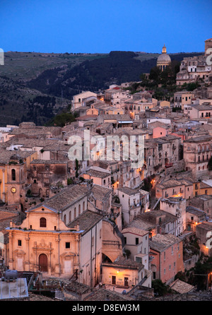 L'Italia, sicilia, Ragusa Ibla, skyline, vista generale Foto Stock