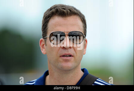 In Germania il team manager Oliver Bierhoff partecipa a una sessione di prove libere della nazionale tedesca della squadra di calcio al loro campo estivo in Miami, Stati Uniti d'America, 27 maggio 2013. Il team di restare negli Stati Uniti fino al 3 giugno. Foto: Thomas Eisenhuth Foto Stock