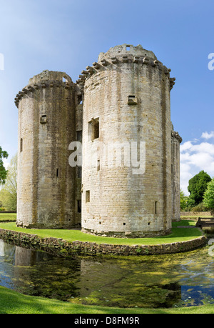 Rovine del Castello di Nunney, Somerset, Inghilterra, Regno Unito Foto Stock