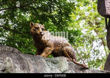Cheetah Statua in zoo di Chiangmai , della Thailandia Foto Stock