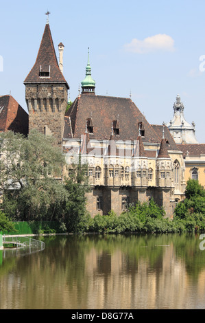 Castello di Vajdahunyad a Budapest, Ungheria Foto Stock