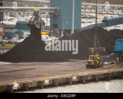 Del Carbone nel porto di Tyne a North Shields nei pressi di Newcastle, Regno Unito. Foto Stock